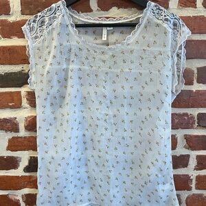 Frenchi Lace Sleeve Floral Blouse - White and Gold